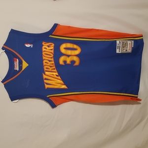 Curry jersey sz L